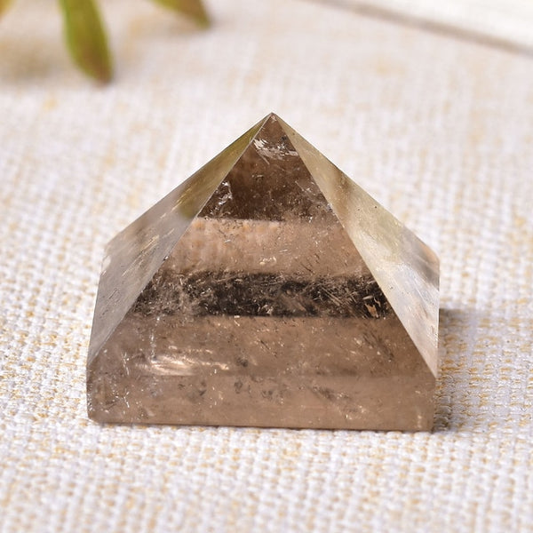 Natural Crystal Pyramid Fluorite Quartz Healing Stone Chakra Reiki Crystal Point Energy Home Decor Handmade Crafts Of Gem Stone